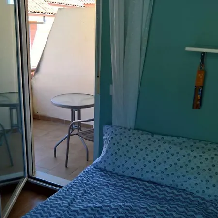 Holiday home Adosado Con Jardin A500m De La Playa Arnuero